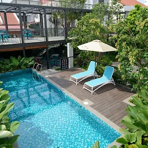 Hotel Savv ***